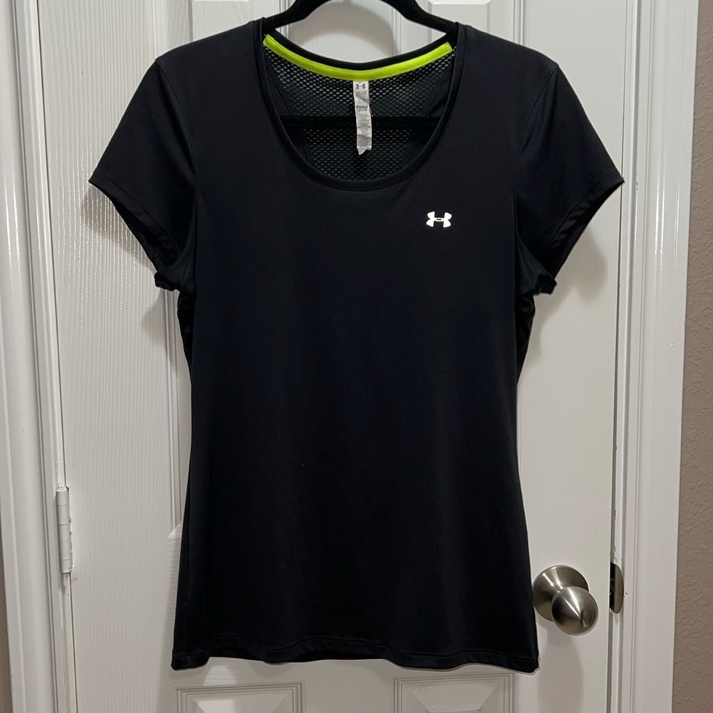 Under Armour Black Semi-Fitted Heat Gear Work Out Top